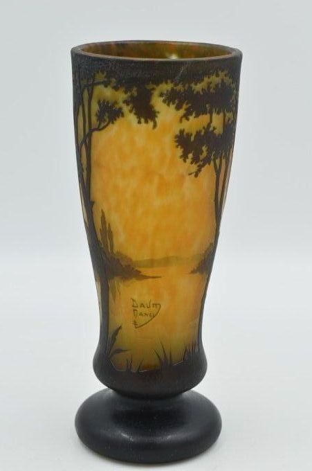 Daum – Vase paysage lacustre 