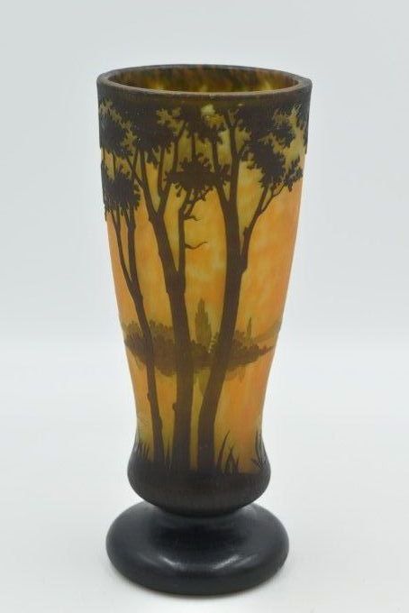 Daum – Vase paysage lacustre 