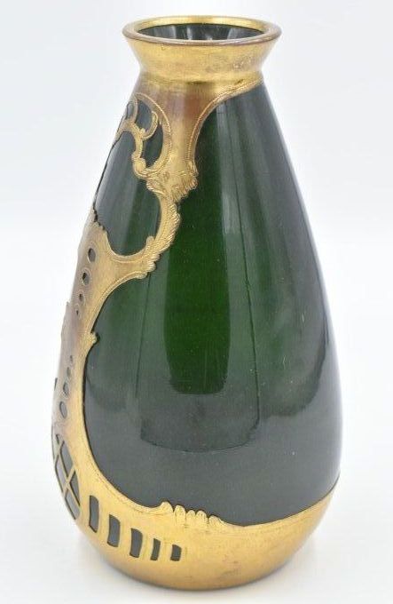 Legras – Vase ovoïde - Verre aventurine et application métallique or