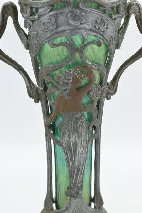 Vase Jugendstil – Verre irisé et régule