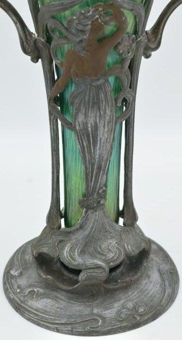 Vase Jugendstil – Verre irisé et régule