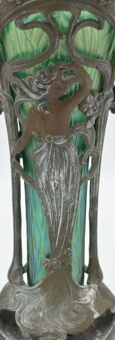 Vase Jugendstil – Verre irisé et régule
