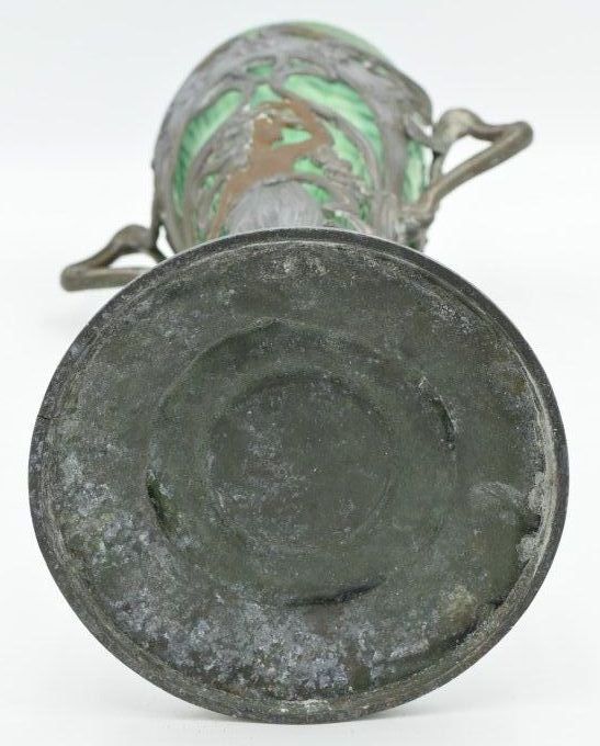 Vase Jugendstil – Verre irisé et régule